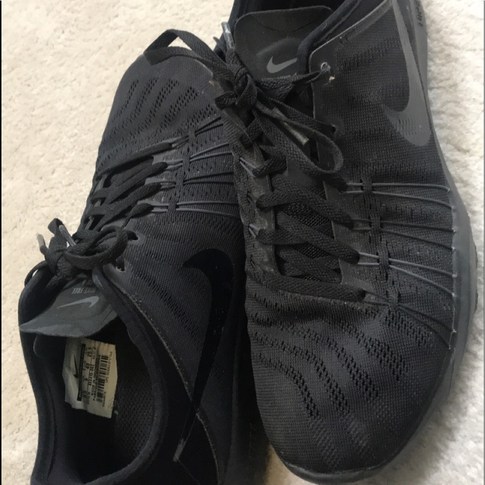 Nike Shoes!!